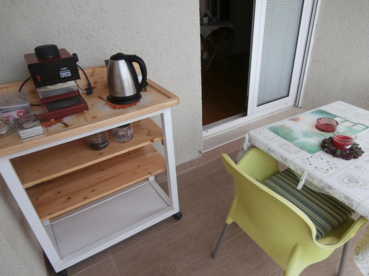 Apartment Studio Mia-Beach In Spalato Esterno foto