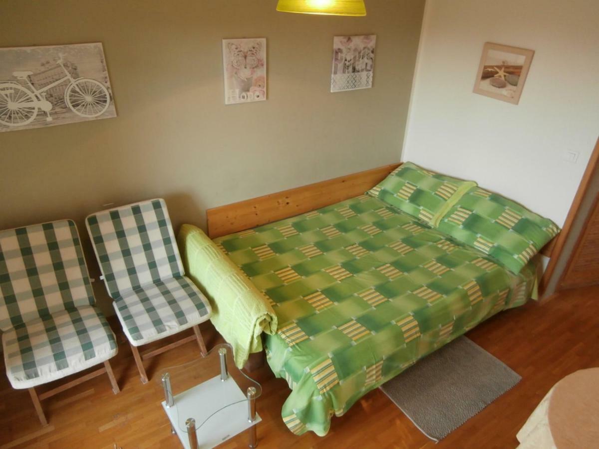 Apartment Studio Mia-Beach In Spalato Esterno foto